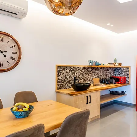 Marvarit Hotel